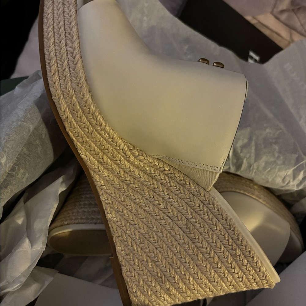 Coach Gloria Leather Wedge - Picture 3 of 4